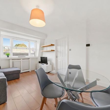 1 & 2 Bed Cosy Apartments Next To Earls Court Free Wifi Лондон Екстериор снимка